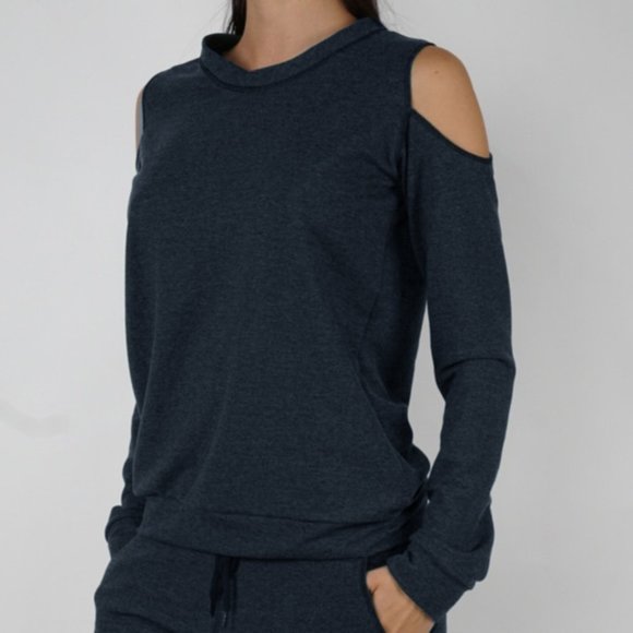 Cozy Off Shoulder Long Sleeved Shirt - Picture 2 of 3